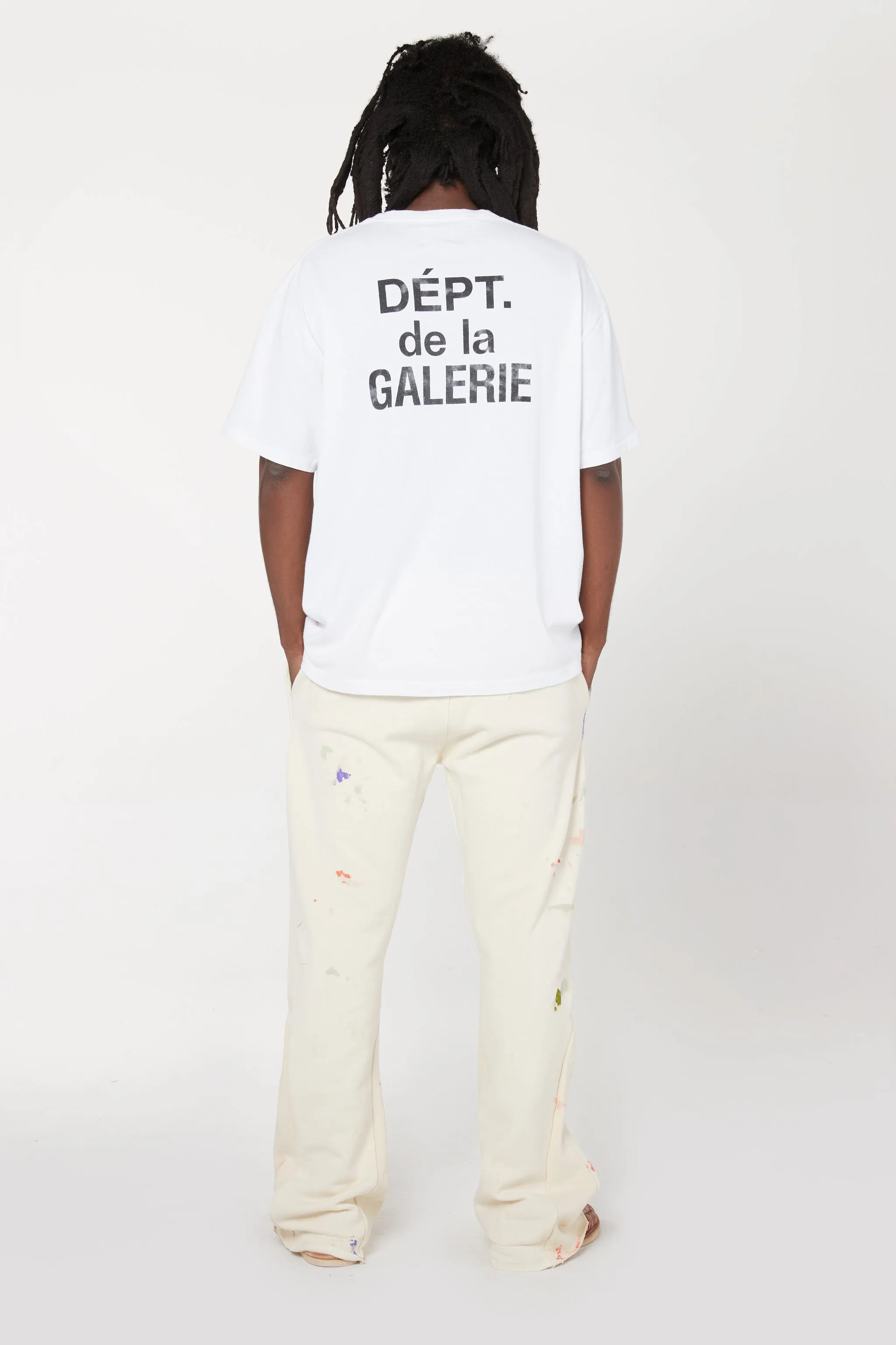 GALLERY DEPT. CLASSIC FRENCH TEE Classic French TEE White S-XL This time the return of the classic French Tee follows the newly replenished version of the official website. The printing is mottled and distressed. The main label/wash water label/code number label are also updated. The old style is newly made and the quality is increased.